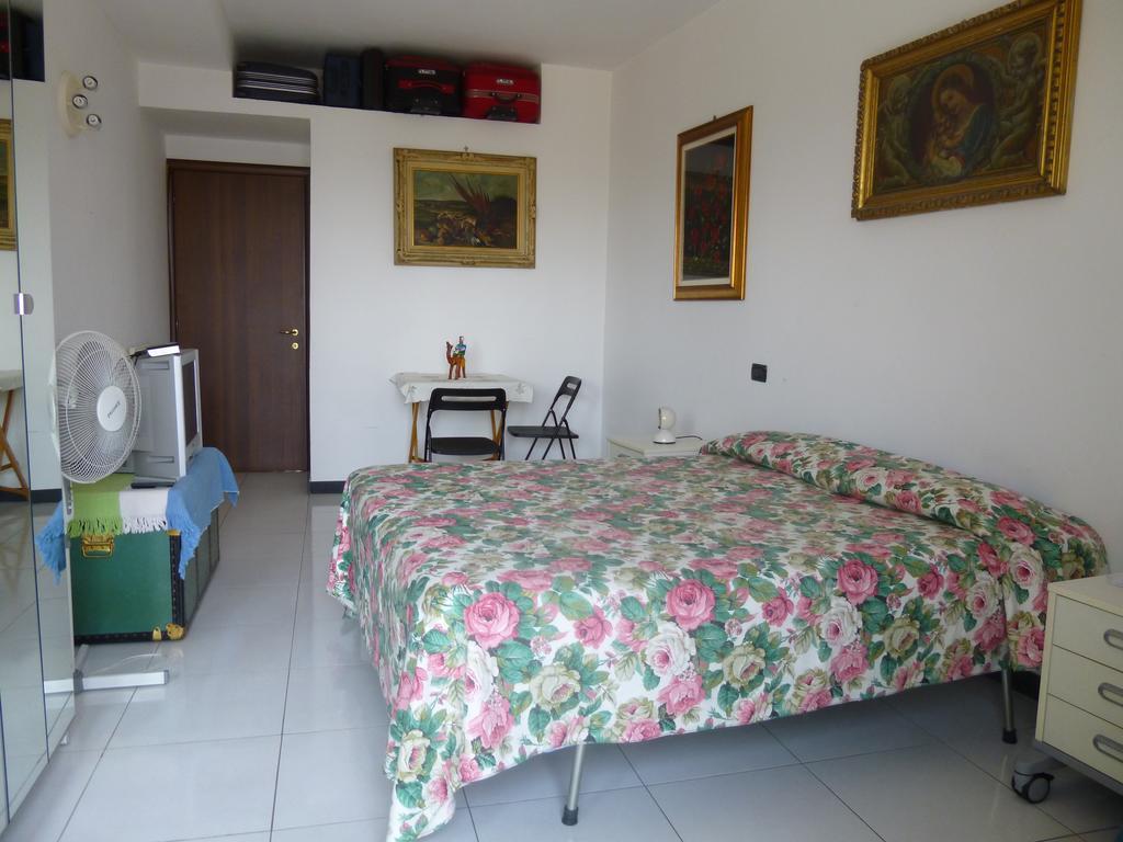 B&B Il Blu Di Genova ห้อง รูปภาพ